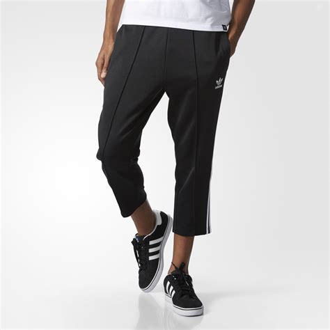 adidas originals superstar relaxed cropped track pants l